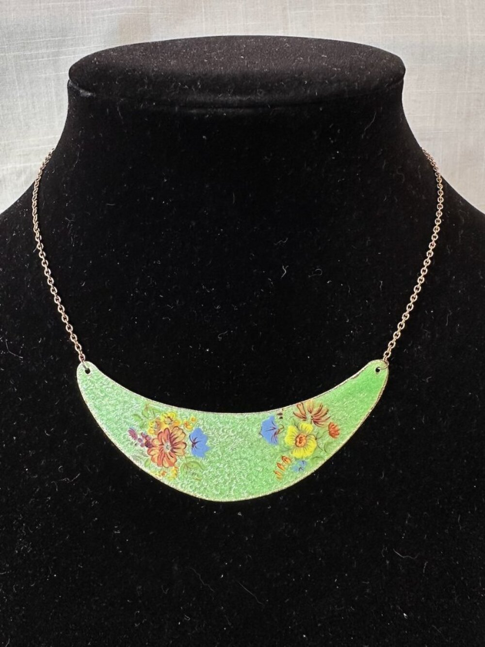 Vintage Green Guilloche Enameled Floral Bib Necklace